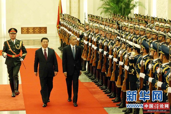11月12日,国家主席习近平在北京人民大会堂与来访的美国总统奥巴马举行会谈。会谈前,习近平在人民大会堂北大厅举行仪式,欢迎奥巴马对中国进行国事访问。新华社记者 刘卫兵摄 11月12日,国家主席习近平在北京人民大会堂与来访的美国总统奥巴马举行会谈。会谈前,习近平在人民大会堂北大厅举行仪式,欢迎奥巴马对中国进行国事访问。新华社记者 刘卫兵摄