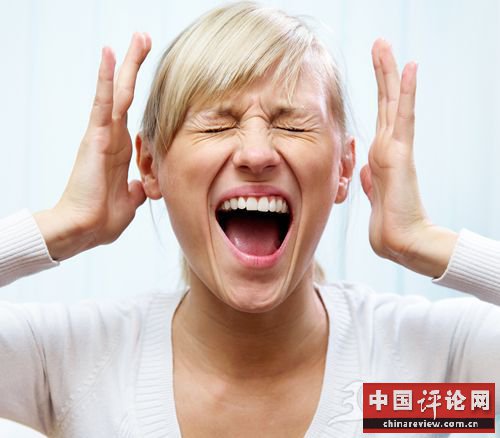 青年 女 呐喊 大叫 压力 愤怒_10561843_xl