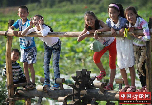 郝堂村人物风景。图源网络