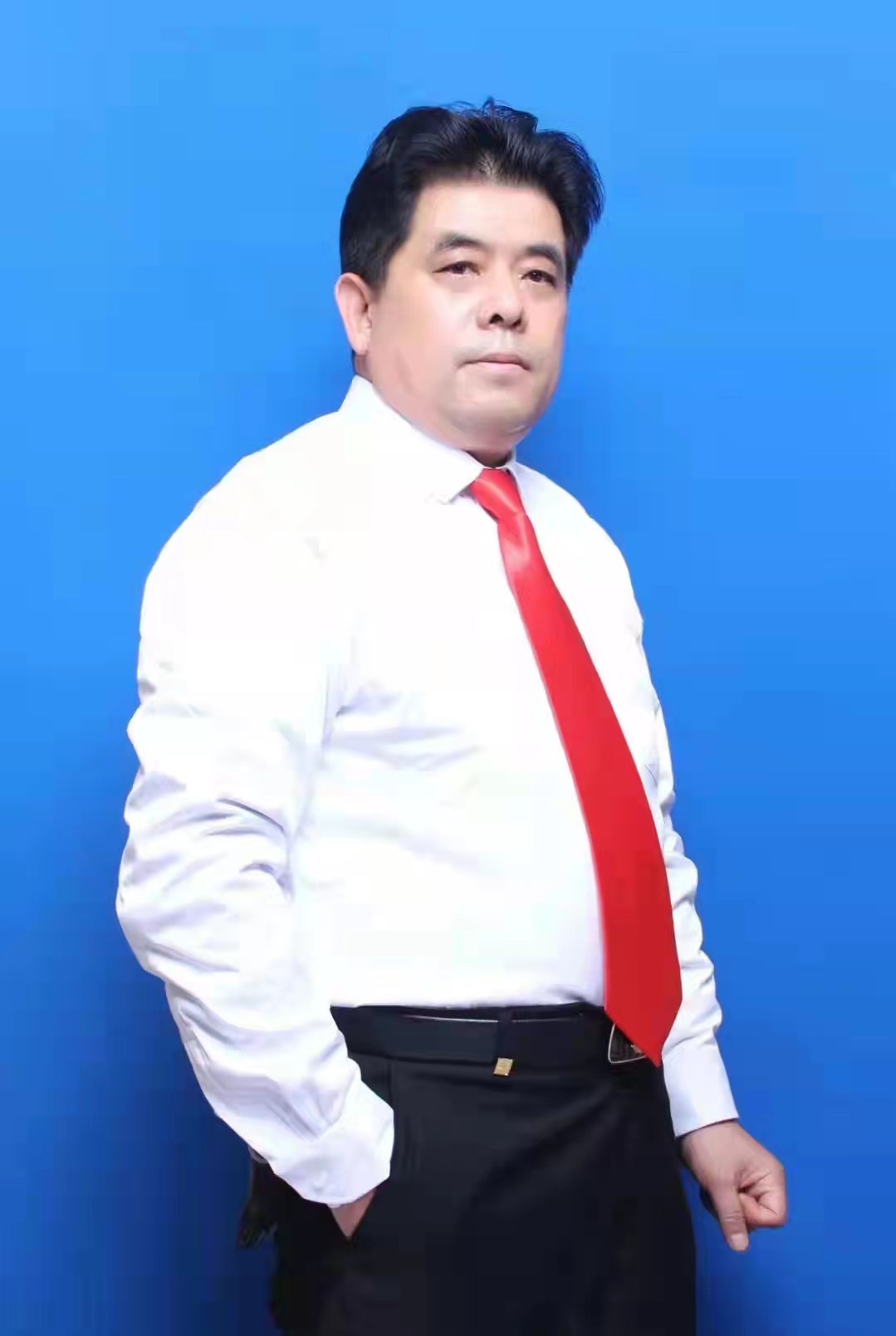 精益求精勇攀高峰